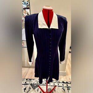 Chic Long Sleeve Dress with White Collar